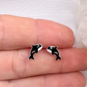 Orca whale stud earrings in 925 sterling silver